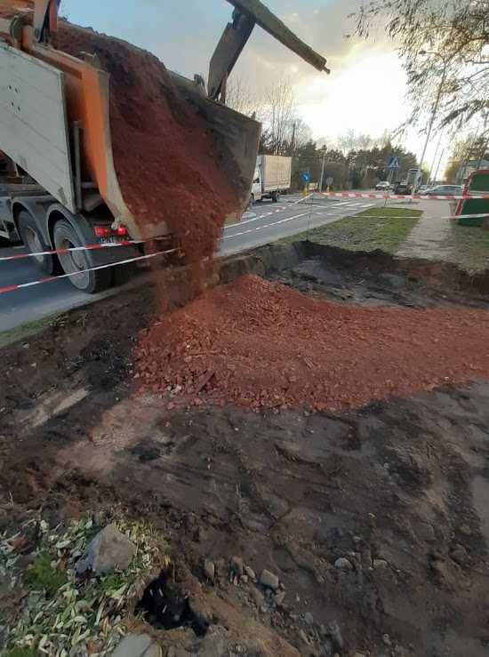 Piasek zasypkowy zagęszczalny kruszywa