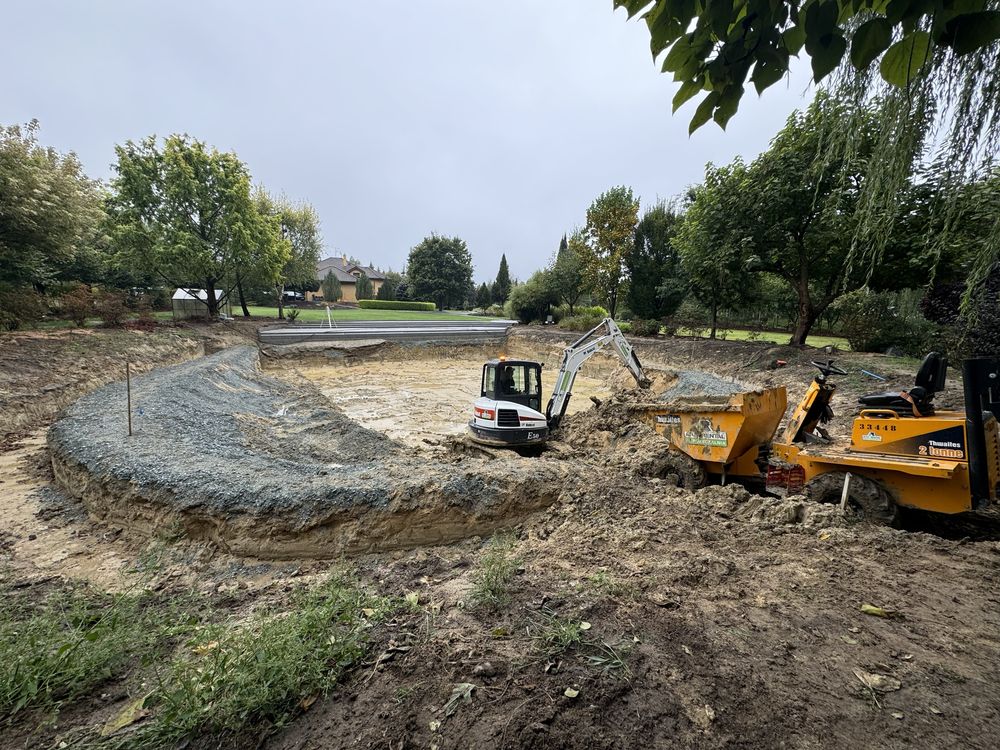Prace ziemne Usługi Koparka 10 ton ; Ładowarka 18 ton Wykopy