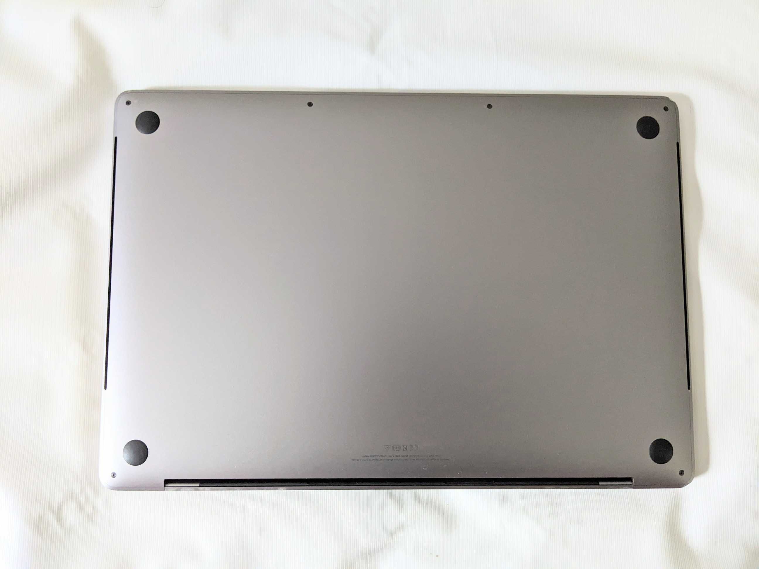 MacBook Pro 16" 2019 I9/32ГБ/5500М 4GB/1TB