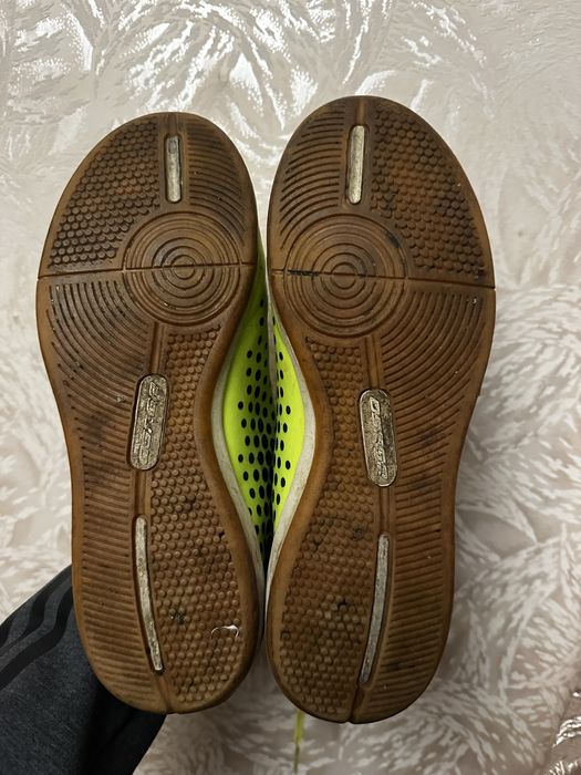 Футзалки Osaga 40 размер