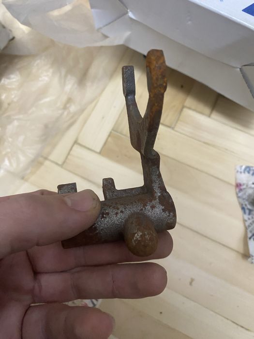 Вилка другої/третьої передачі редуктора 180N/190N/195N