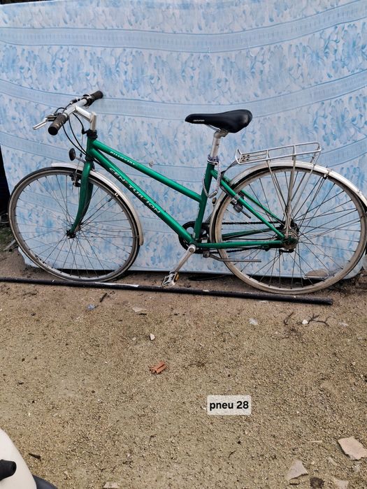 Bicicleta usada cerde