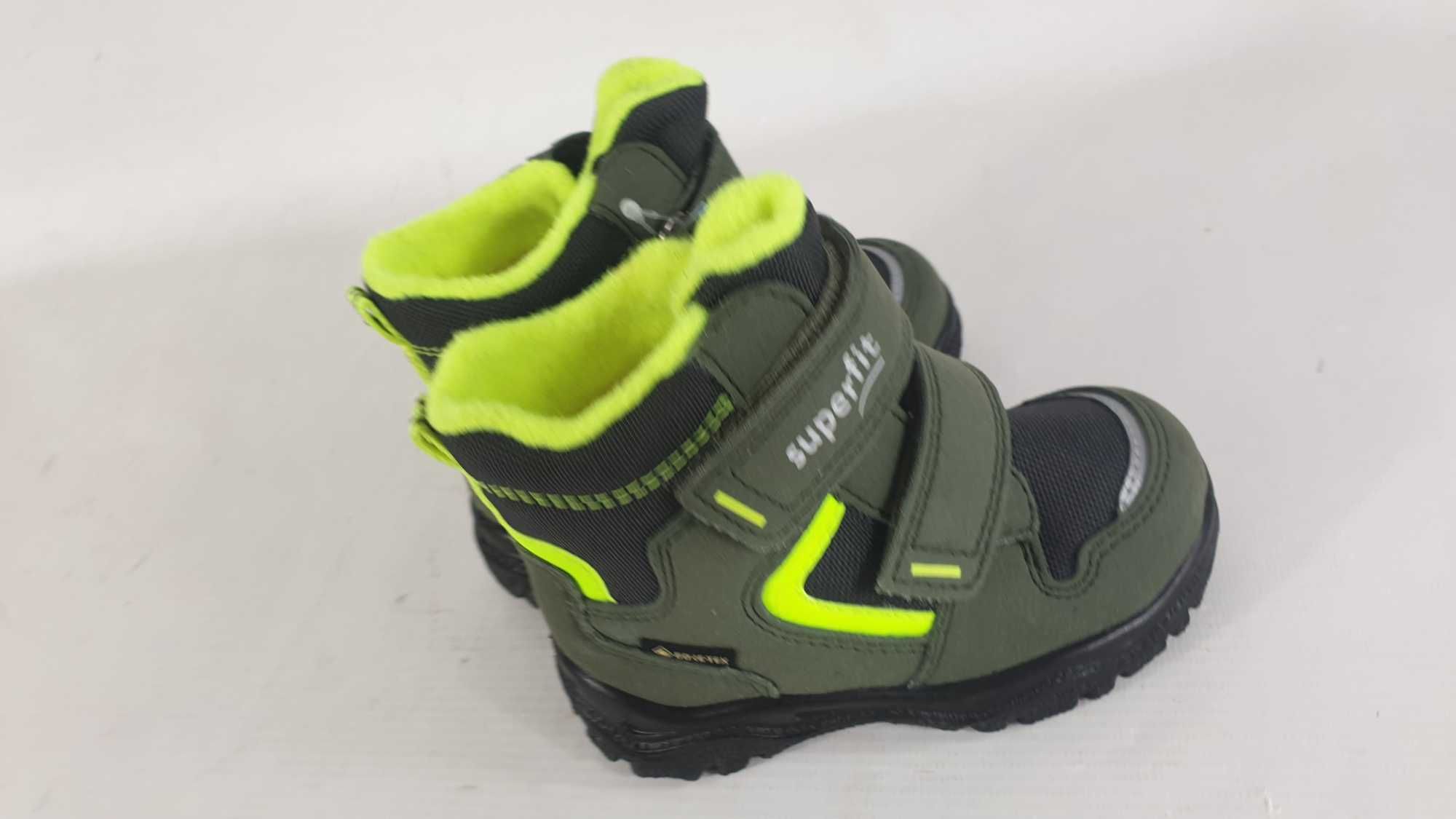 Buty dziecięce śniegowce superfit roz 20  gore-tex