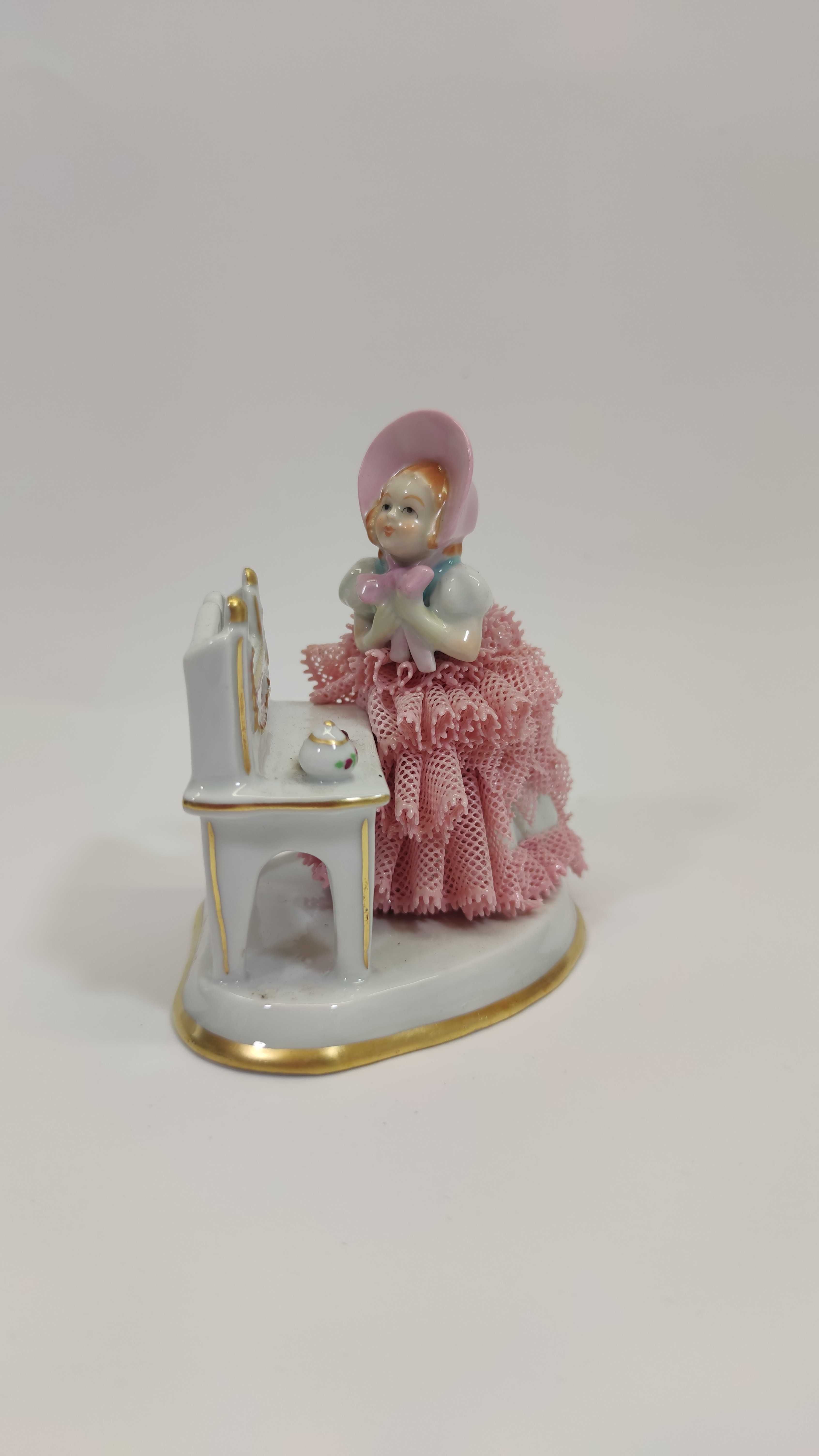 Stara figurka porcelanowa PM&M Germany