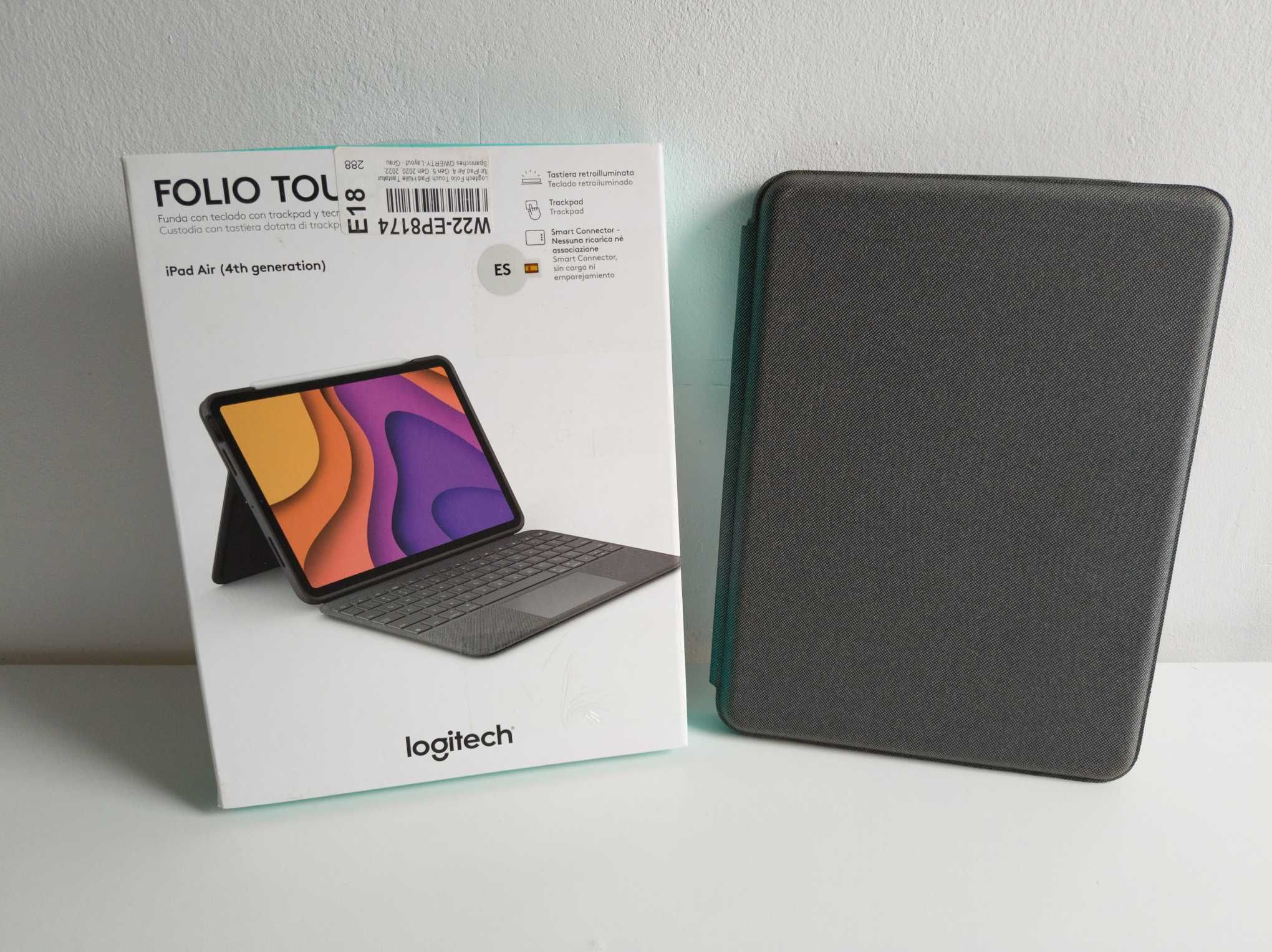 LOGITECH Folio Touch Apple iPad AIR 4th QWERTY - idealna, jak nowa
