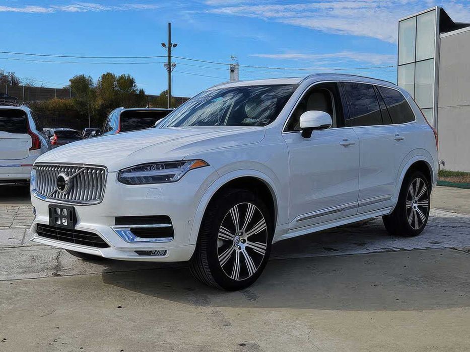 Volvo XC90 B6 Ultimate Bright      2024