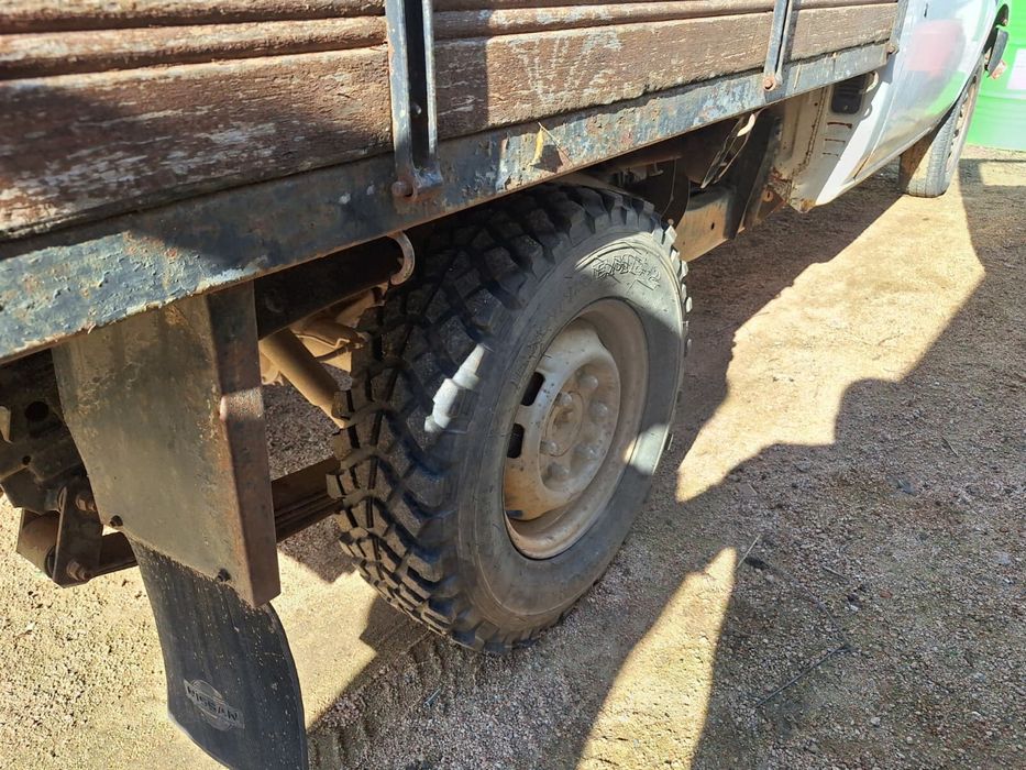 Carrinha caixa aberta 3 lugares