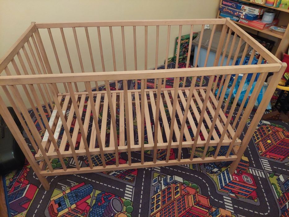 Łóżeczko drewniane dziecięce+ materac 60x120 cm- odbiór osobisty