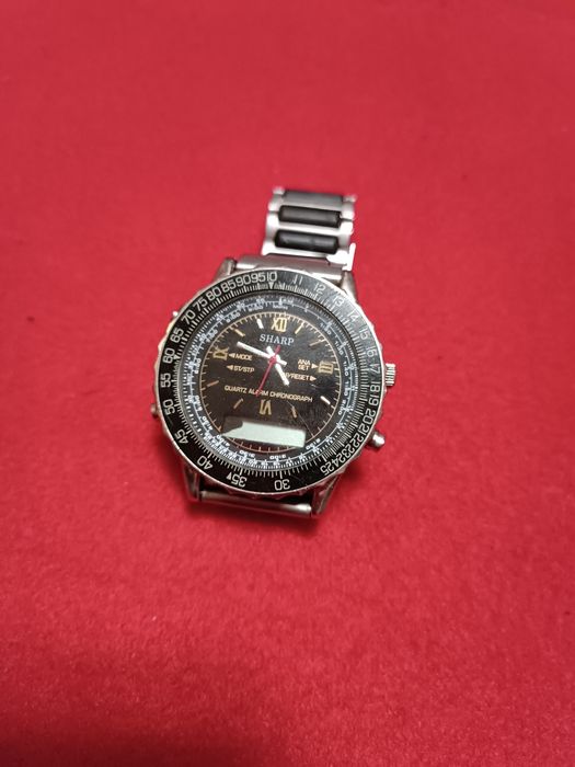 Часы SHARP винтаж.