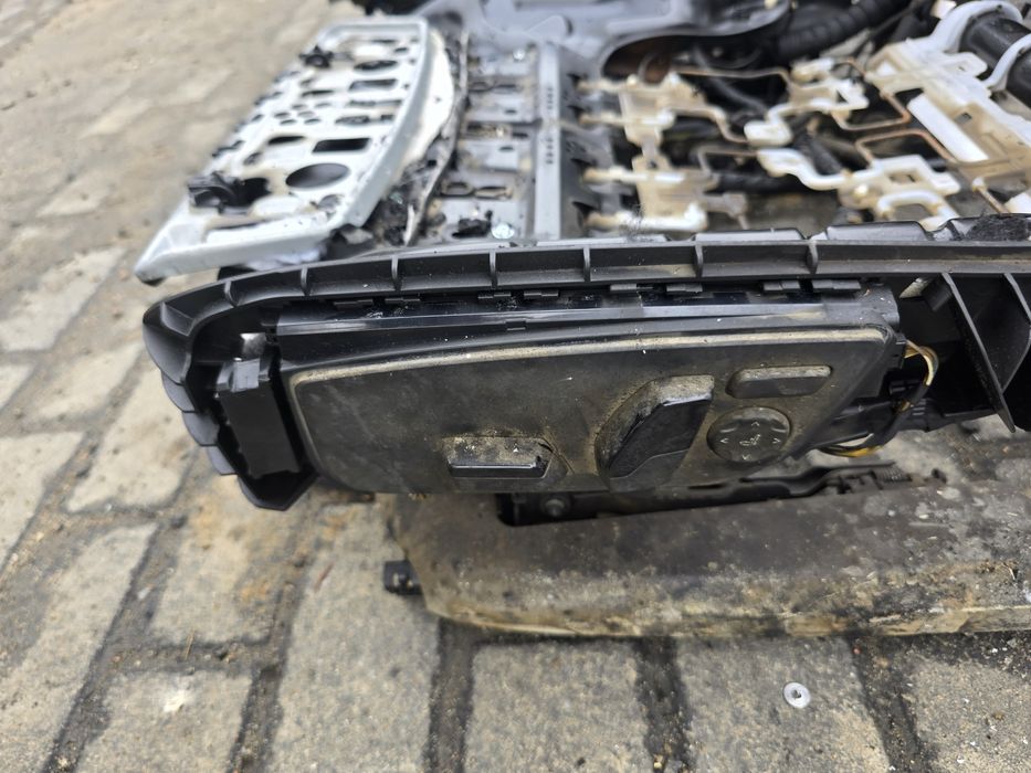 Stelaż szyna mechanizm fotela przód elektryczny bmw g30 g31