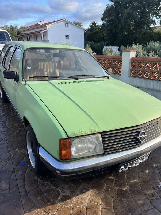 Ople Record 2000cc 1981