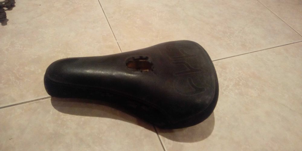 Quadro preto guiador e  banco