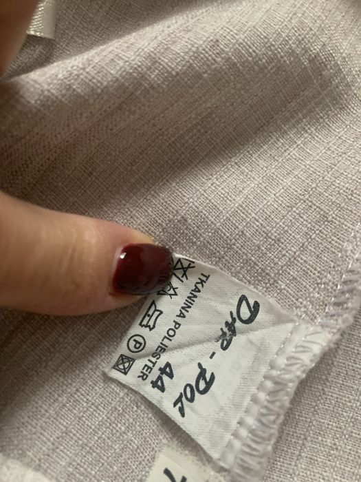 Jasnobeżowe spodnie damskie