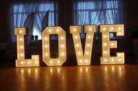LOVE Napis litery LOVE na wesele ślub