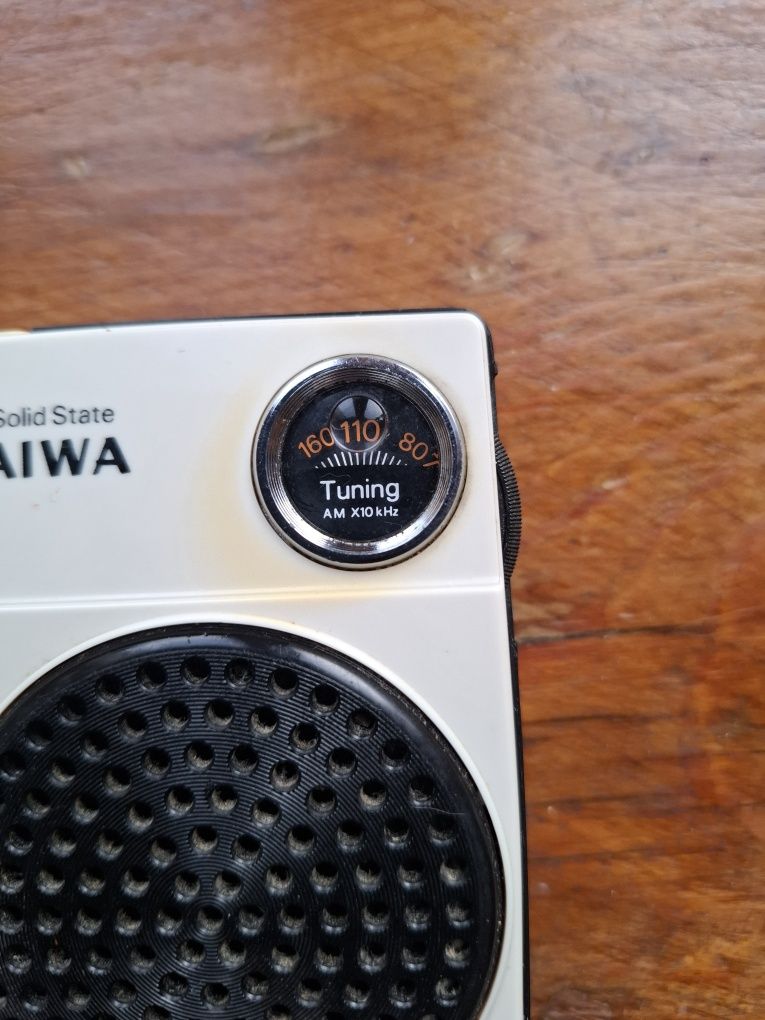 Радио приёмник  aiwa