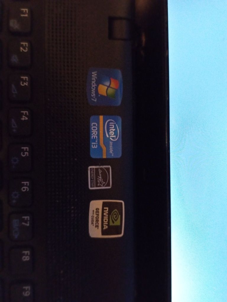 Laptop SonyVaio Cały i zdrowy.i3/5GB/256/Nvidia410M