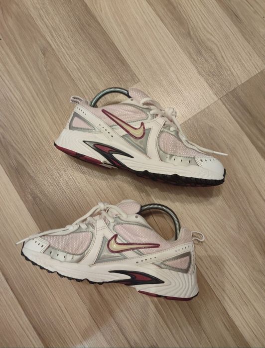 Кросівки Nike draft 4
