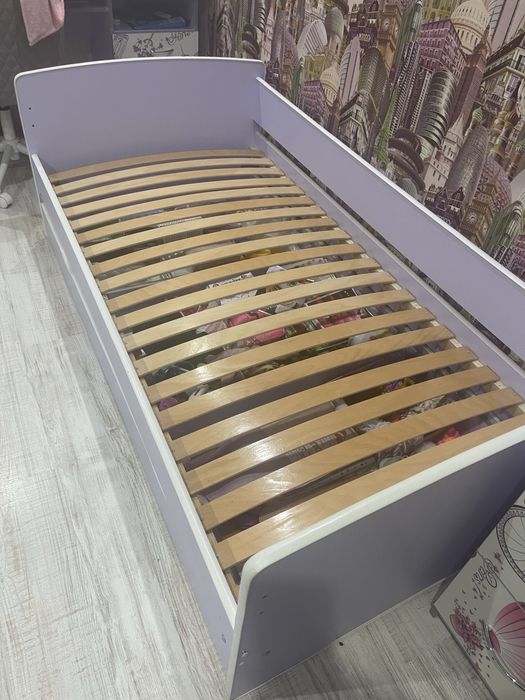 Ліжко дитяче для дівчинки