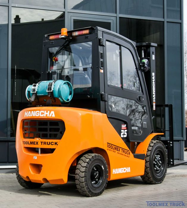 Wózek Widłowy LPG Hangcha CPYD25 z kabiną