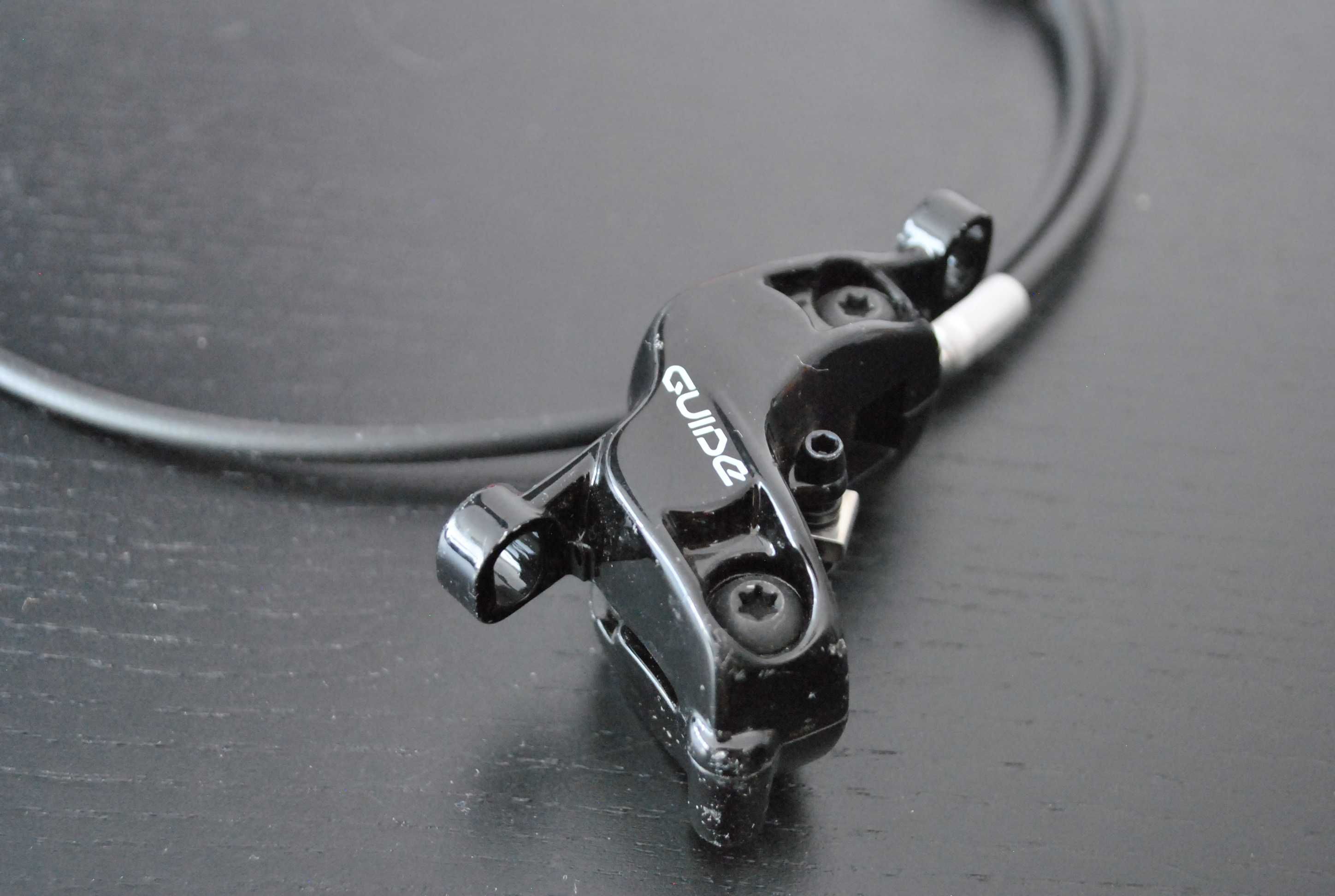 Zacisk SRAM GUIDE R + Przewód 850mm NOWY