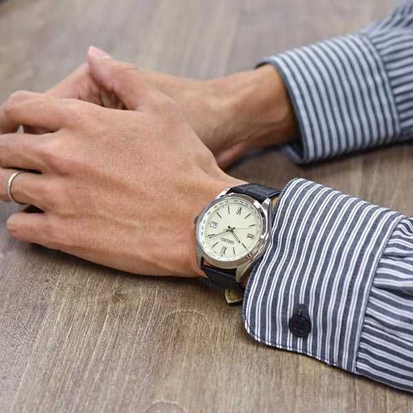 Мужские часы Seiko Solar SBTM295 титан радиоконтроль сапфир Japan made