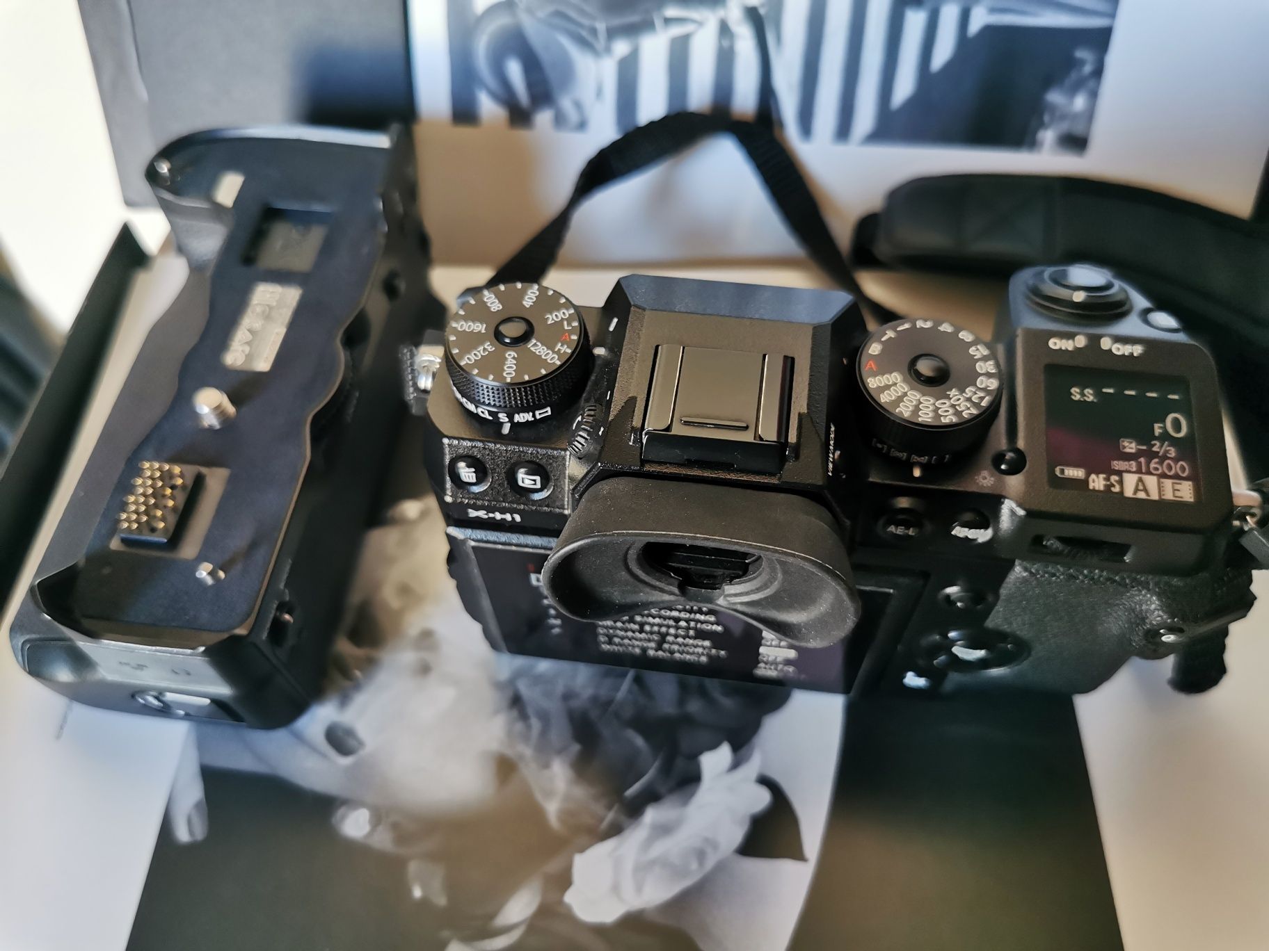 Fujifilm X-H1 + grip