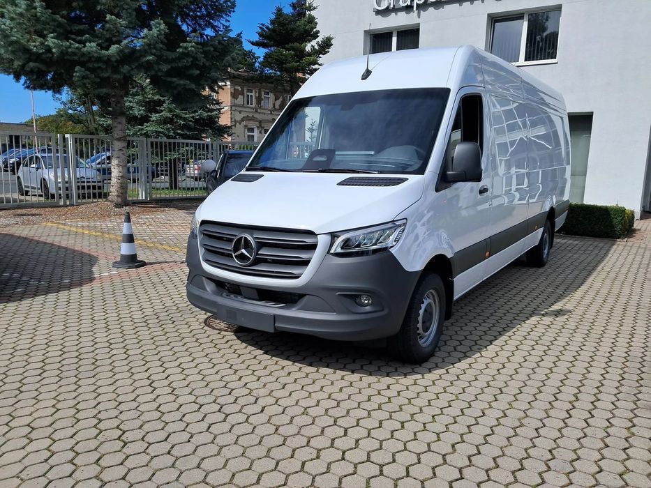 Mercedes-Benz Sprinter  Mercedes-Benz Sprinter 319 ekstra długi