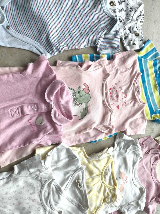 Body i rampersy r.62 krótki rękaw dziewczynka. Paka 12 sztuk. Zestaw 7