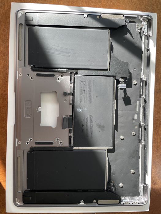 Macbook Air 13 2020 A2179 батарея, запчастини