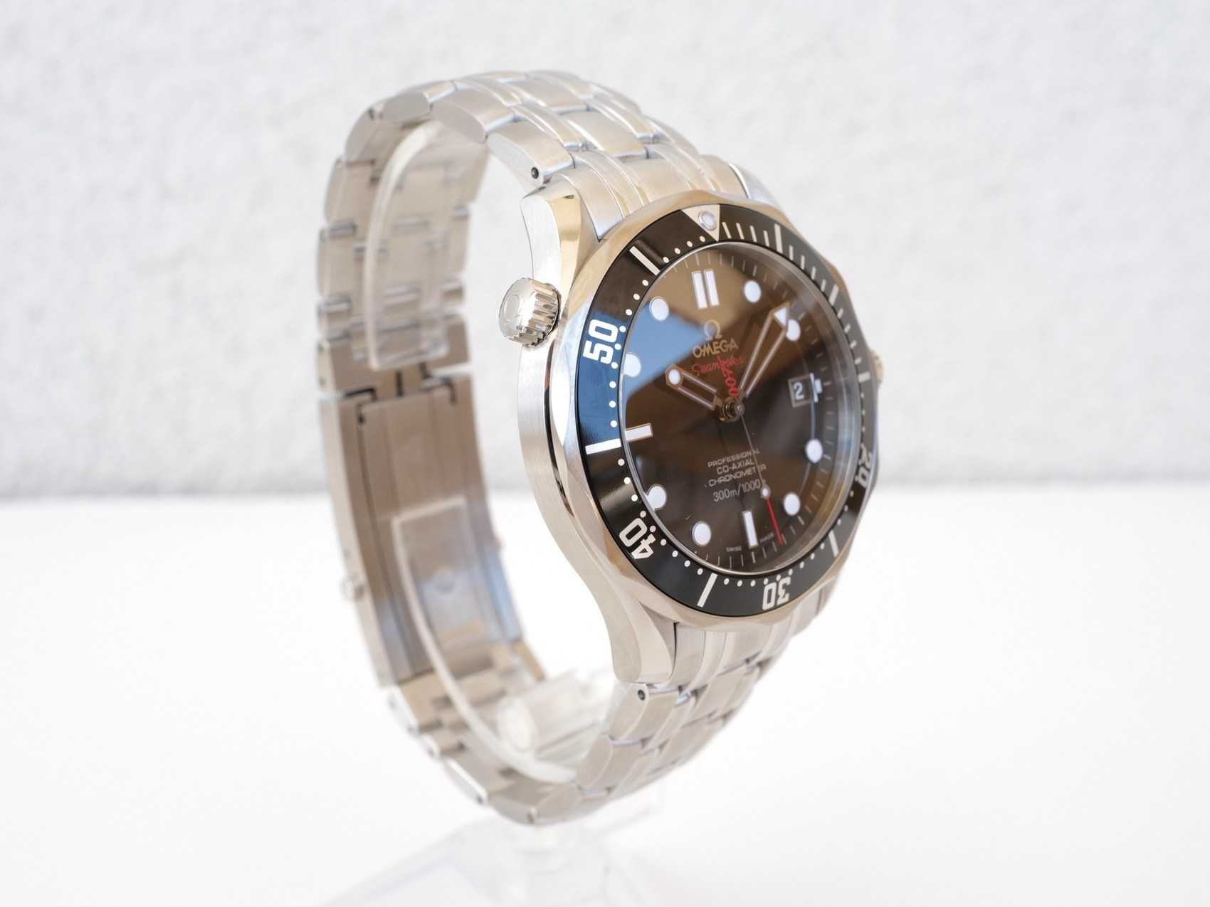Omega Seamaster Diver 300 M Limited Edition 007 James Bond 41mm