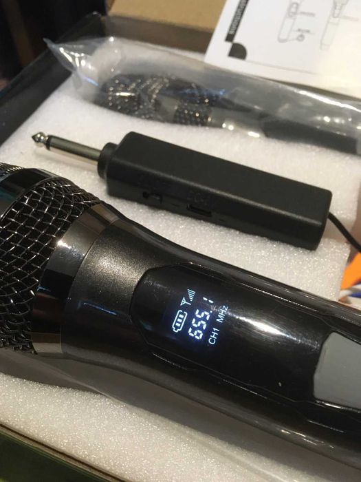 Радио система на аккумуляторах на два микрофона.