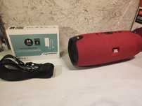 JBL Xtreme z pudełkiem, paskiem i ładowarka