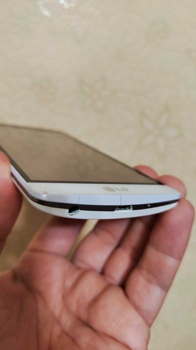 Телефон LG G3 s у робочому стані Глобальна версія