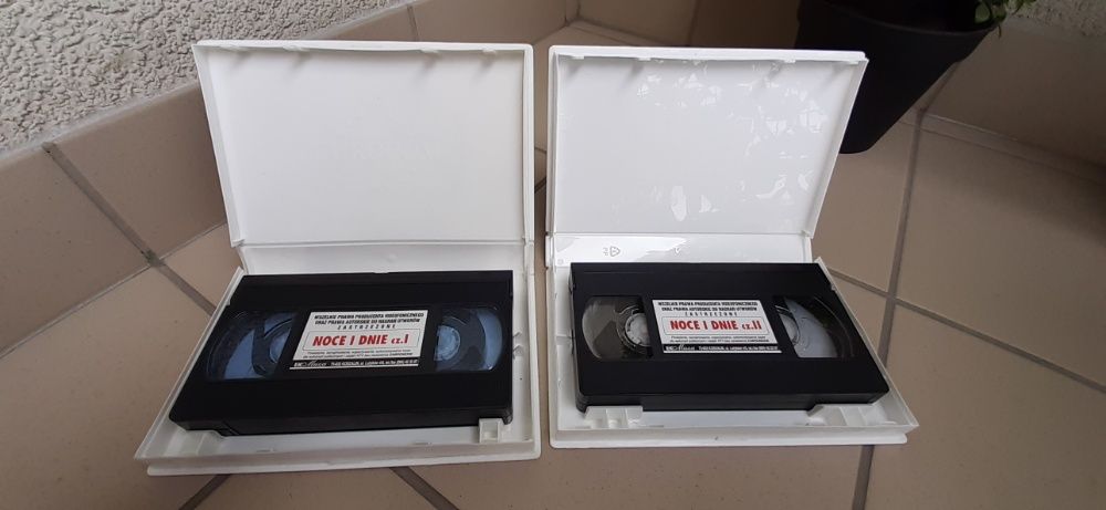 Noce i Dnie cz 1 i 2 - VHS kaseta video