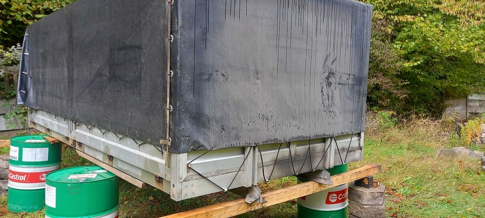 Zabudowa orginalna  aluminiowa  iveco pasuje do wszystkich dostawczych