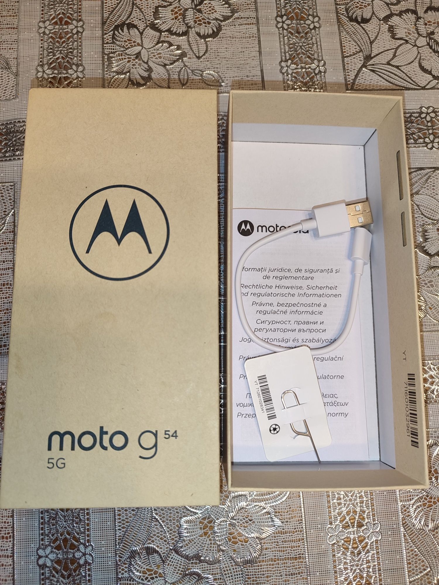 Smartfon Motorola Moto G54 8/256 GB