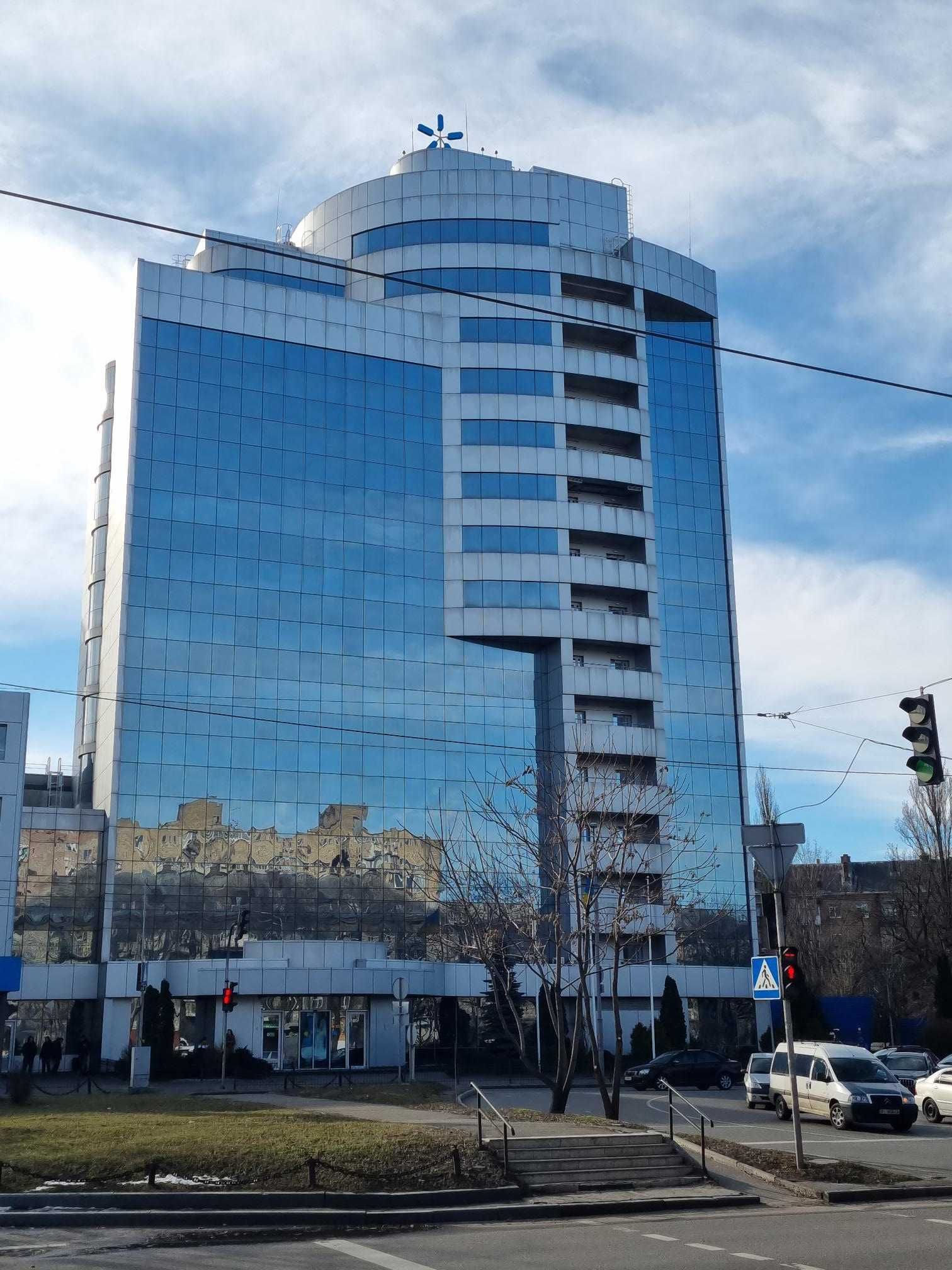 ОРЕНДА від 400 м.кв., метро Берестейська, вул. Дегтярівська,53