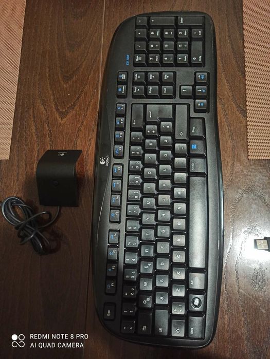 Logitech EX 100 Безпровідна Клавіатура то