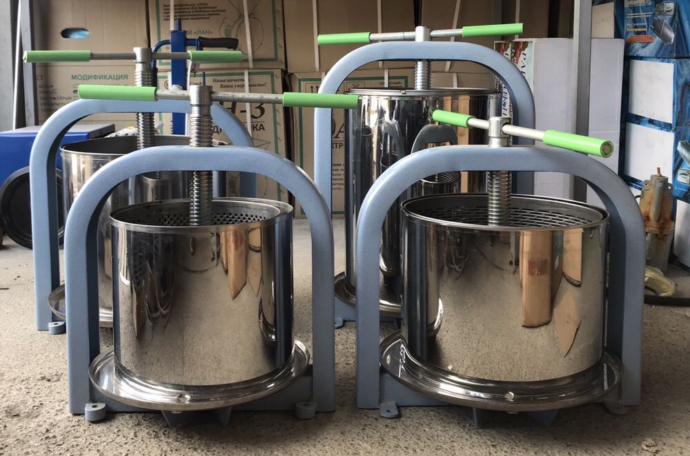 Соковыжималка Пресс ЛАН 15л винтовой, нерж. c рубашкой і (10, 20, 25л)