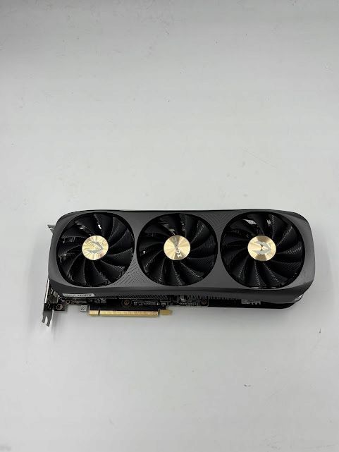 zotac geforce rtx 4070 amp airo nvidia pamięć 12 gb gddr6x 192-bit