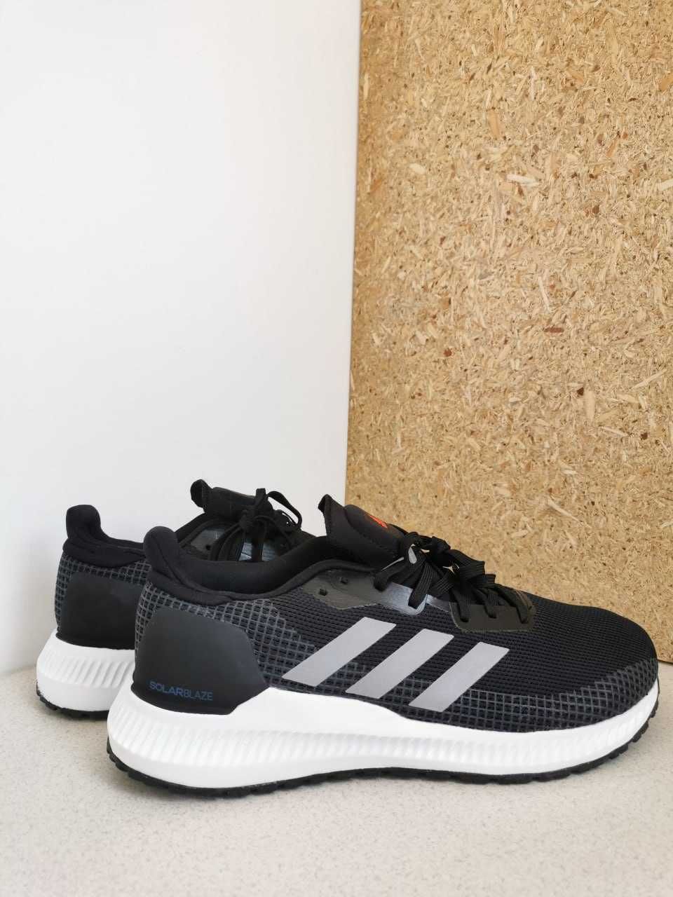 Кросівки чоловічі Adidas Solar Blaze розмір 42