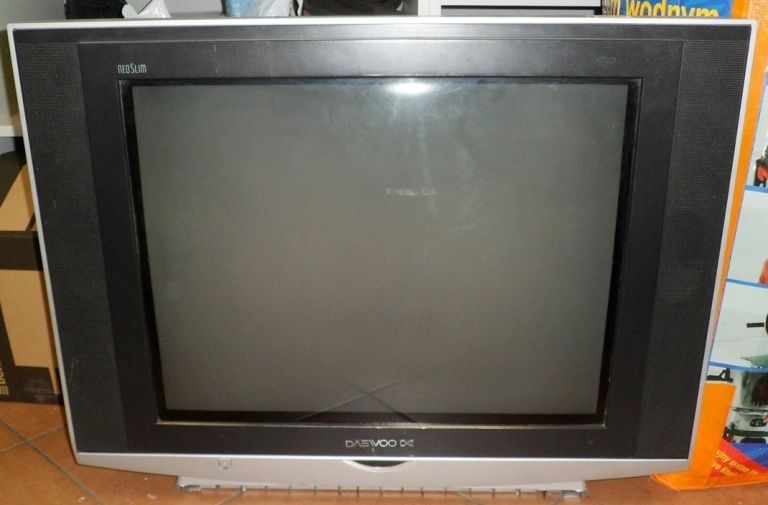 Telewizor DAEWOO DTL-2950 29 cali