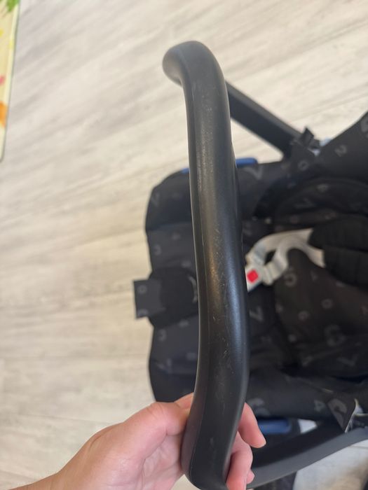 Авто крісло-люлька Maxi-cosi