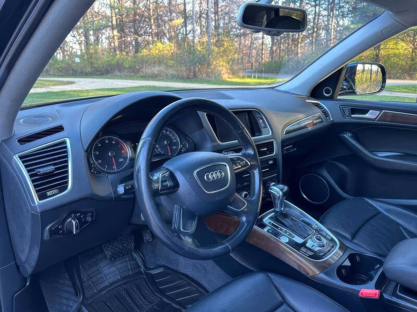 2017 Audi Q5 2.0T quattro Premium Plus