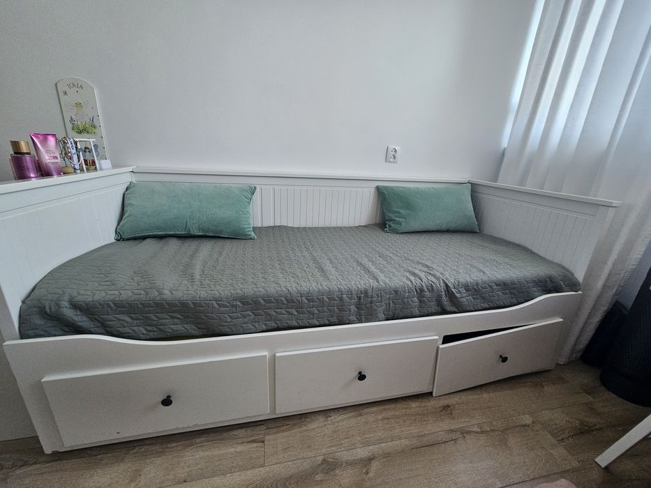 Ikea hemnes łóżko dwa materace gratis