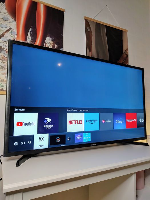 SmartTV Samsung 4K UHD 40"(Idealny stan).