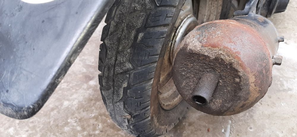 Скутер хонда цеста 34 двох тактний з номером і тех паспортом.