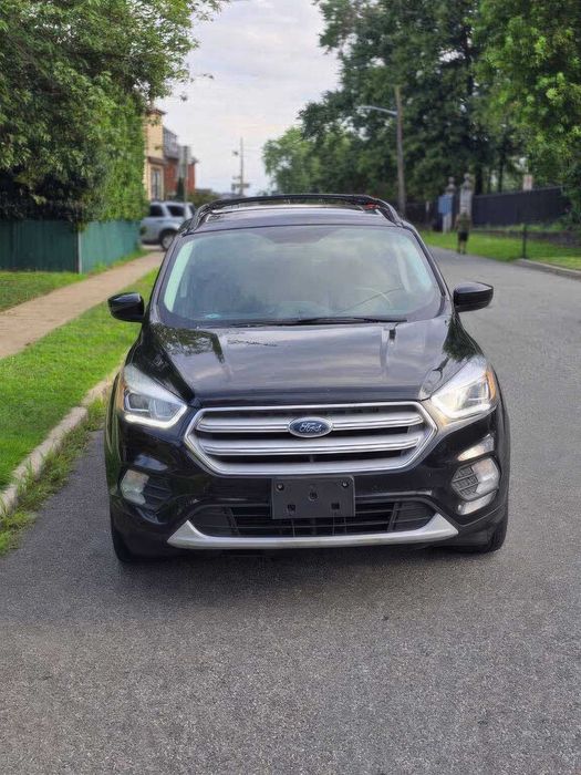 Ford Escape SEL      2018