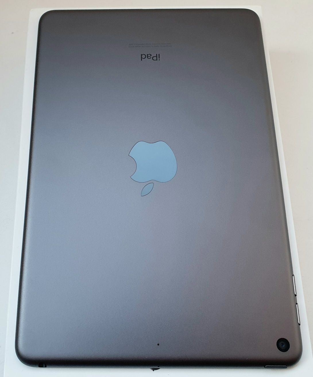 iPad mini 5 256GB wifi Space Grey A2133 робочий цілий подарунки!