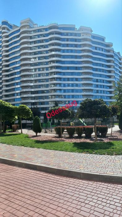 Сдам 3-ком квартиру 130м жк Белый Парус,   у Моря и Парка. УБЕЖИЩЕ